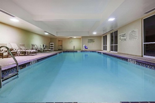 Hampton Inn & Suites El Paso West - image 10