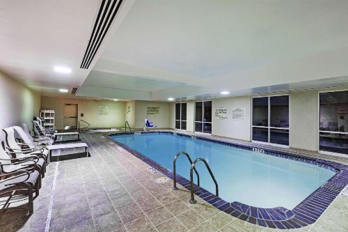 Hampton Inn & Suites El Paso West - image 11