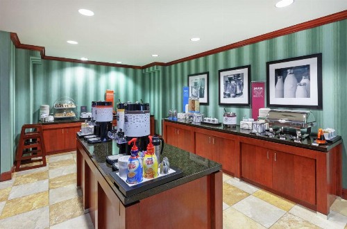Hampton Inn & Suites El Paso West - image 16