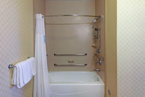 Hampton Inn & Suites El Paso West - image 31