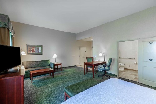 Hampton Inn & Suites El Paso West - image 43