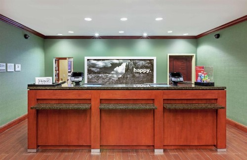 Hampton Inn & Suites El Paso West - image 8