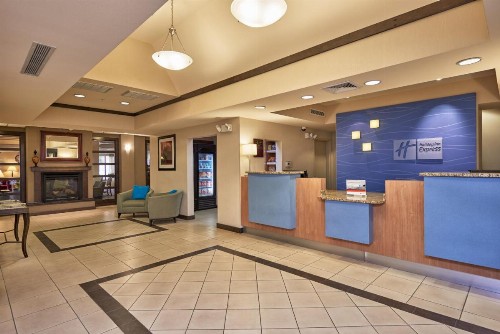 Holiday Inn Express & Suites El Paso Airport an IHG Hotel - image 11