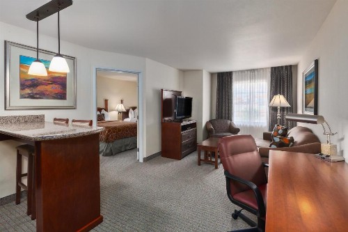 Staybridge Suites El Paso Airport an IHG Hotel - image 30