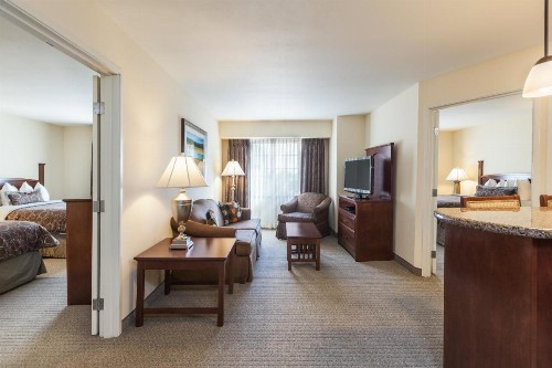 Staybridge Suites El Paso Airport an IHG Hotel - image 36