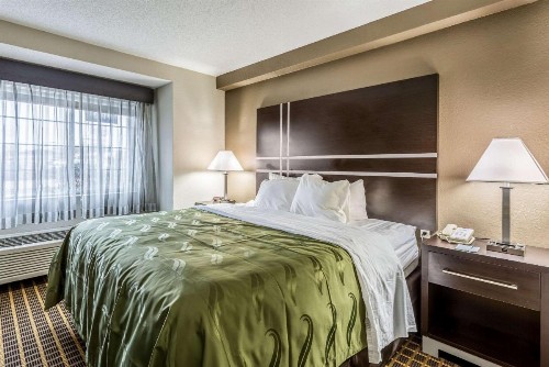Quality Inn & Suites El Paso I-10 - image 6