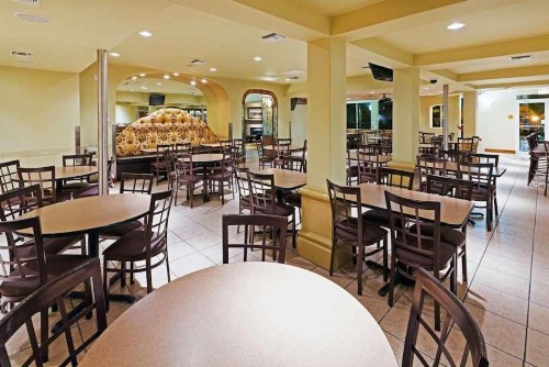 Radisson Hotel El Paso Airport - image 20