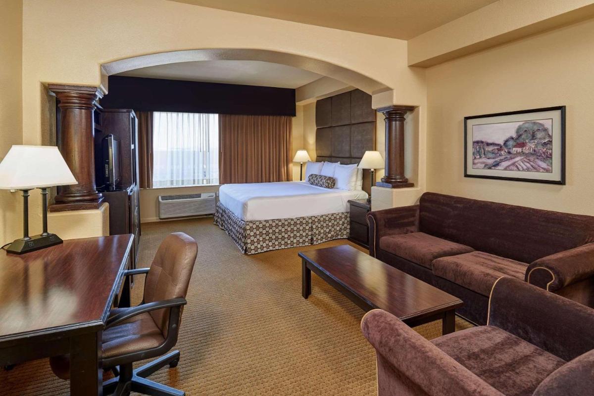 Radisson Hotel El Paso Airport - image 5