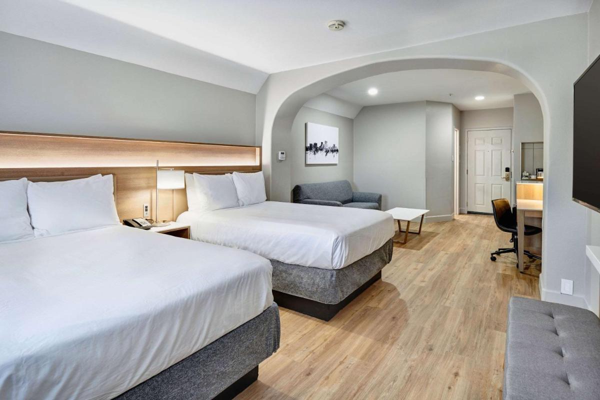 Radisson Hotel El Paso Airport - image 6