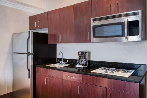 Hawthorn Suites by Wyndham El Paso - image 16