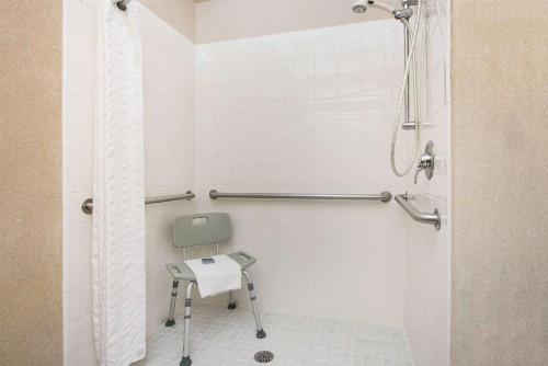 Hawthorn Suites by Wyndham El Paso - image 25