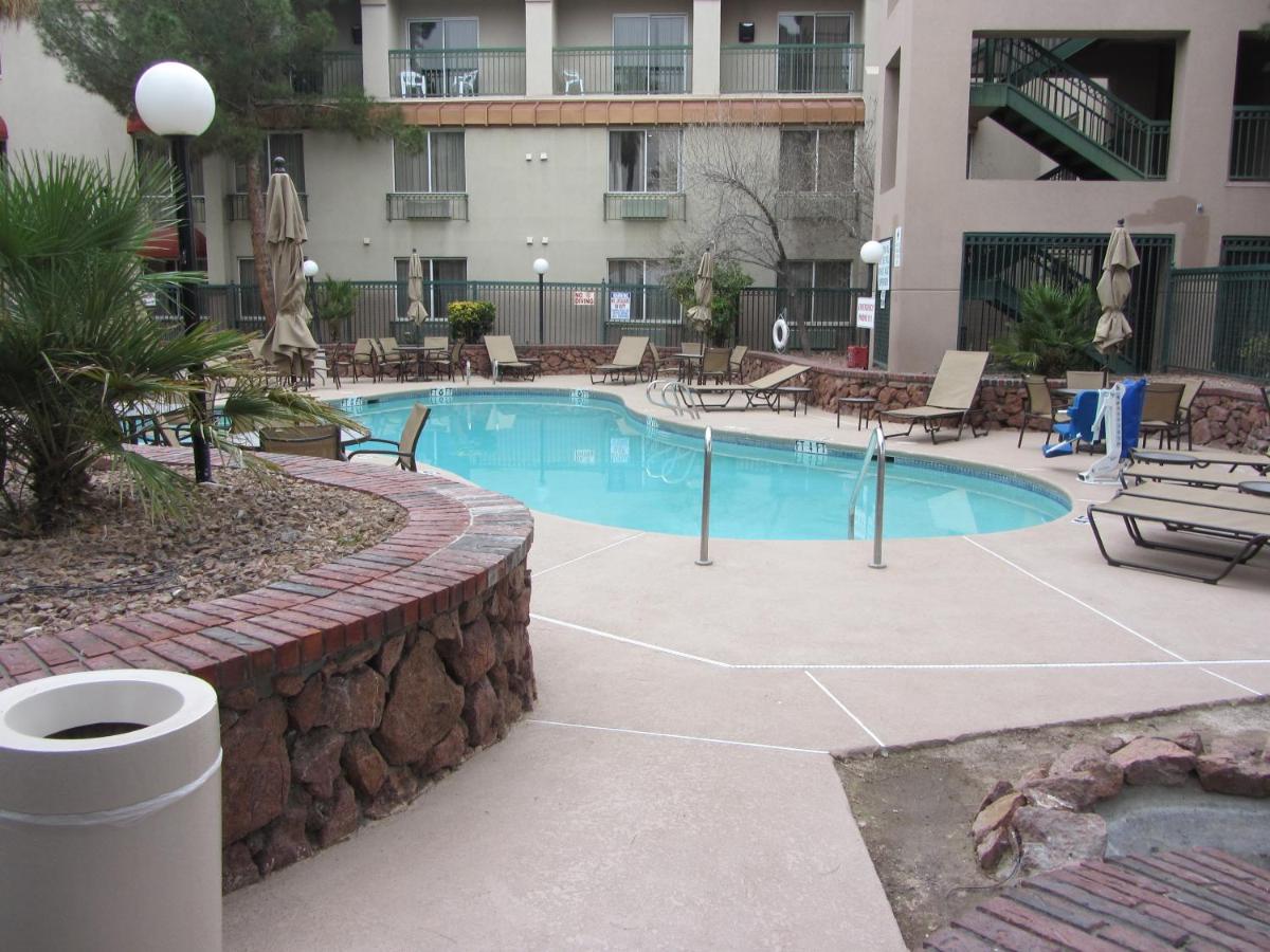 Hawthorn Suites by Wyndham El Paso - image 3