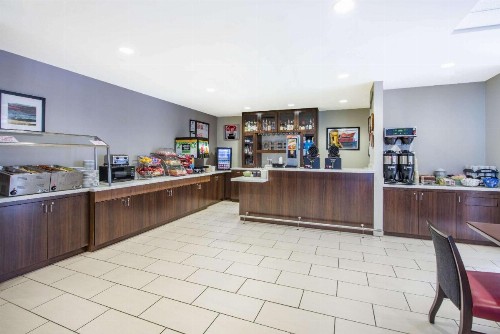 Hawthorn Suites by Wyndham El Paso - image 41