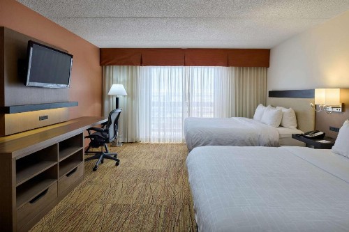 Wyndham El Paso Airport and Water Park - image 23