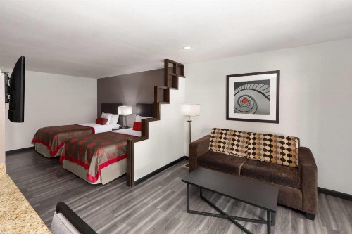 Ramada by Wyndham El Paso - image 18