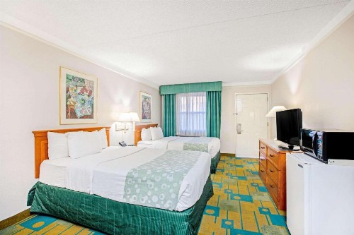 La Quinta Inn by Wyndham El Paso Cielo Vista - image 19