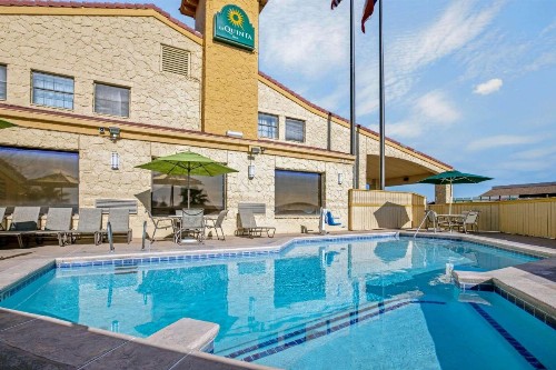 La Quinta Inn by Wyndham El Paso Cielo Vista - image 8