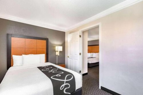 La Quinta Inn by Wyndham El Paso - Airport - image 36