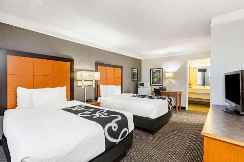 La Quinta Inn by Wyndham El Paso - Airport - image 42
