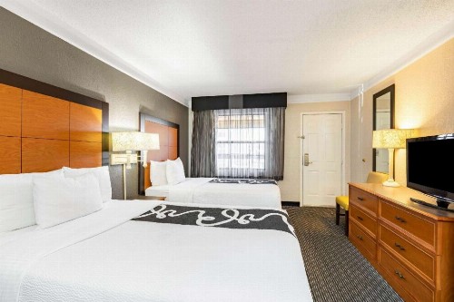 La Quinta Inn by Wyndham El Paso - Airport - image 43