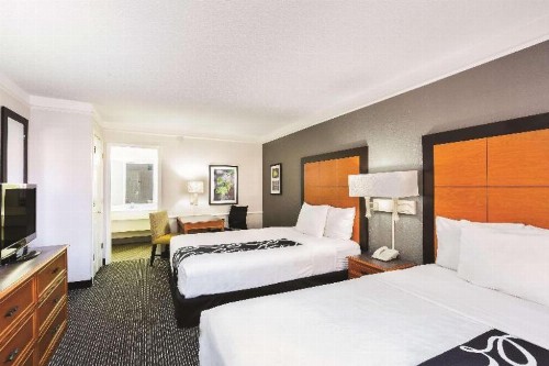 La Quinta Inn by Wyndham El Paso - Airport - image 44