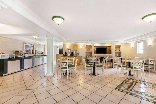 La Quinta Inn by Wyndham El Paso West - image 15