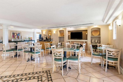 La Quinta Inn by Wyndham El Paso West - image 18