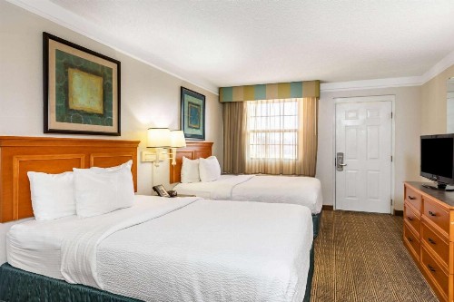 La Quinta Inn by Wyndham El Paso West - image 26