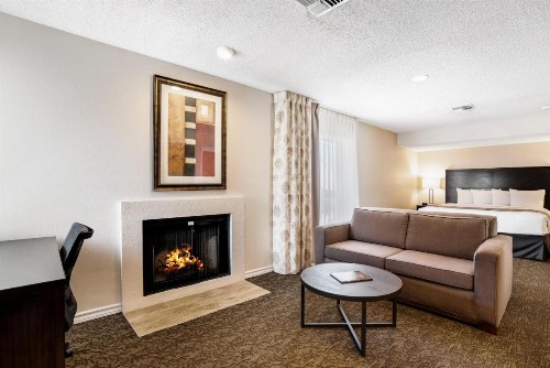 Chase Suite El Paso - image 32