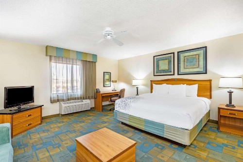 La Quinta by Wyndham El Paso East - image 30