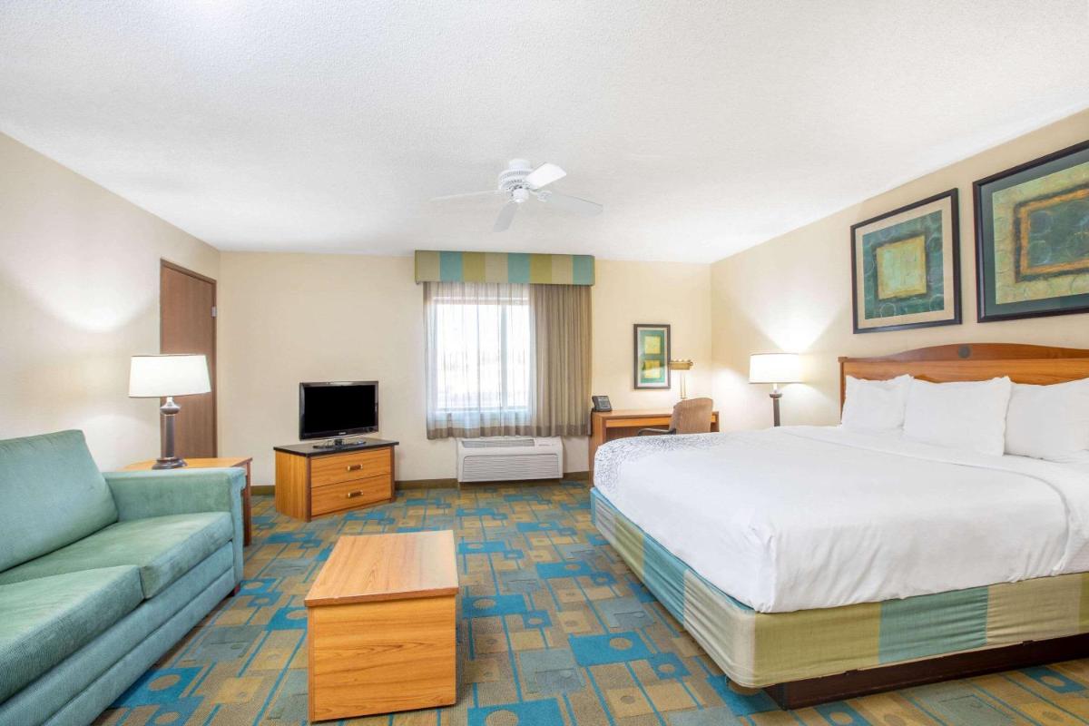 La Quinta by Wyndham El Paso East - image 5