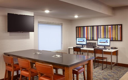 Holiday Inn Express El Paso I-10 East an IHG Hotel - image 24