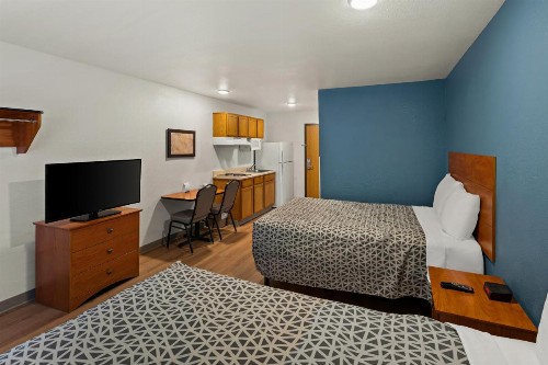 WoodSpring Suites El Paso - image 10