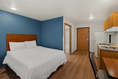 WoodSpring Suites El Paso - image 14