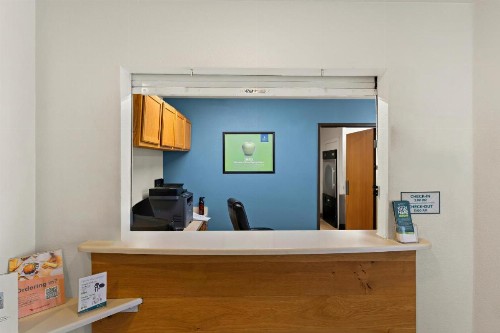 WoodSpring Suites El Paso - image 19