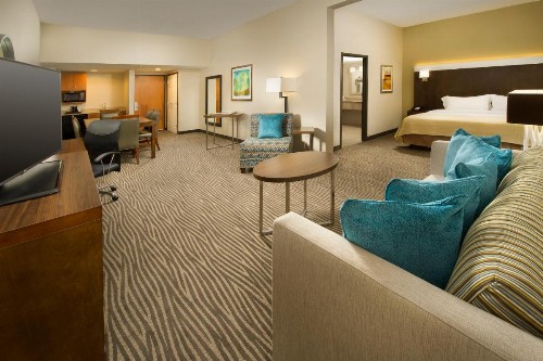Holiday Inn El Paso Airport an IHG Hotel - image 25