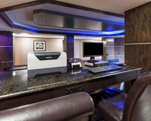 Comfort Inn & Suites I-10 Airport - image 28
