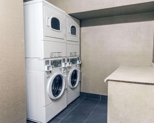 Comfort Inn & Suites I-10 Airport - image 37