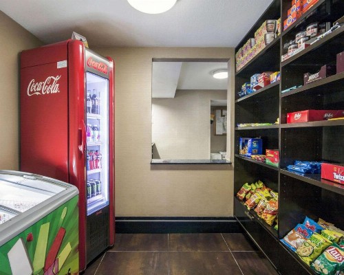 Comfort Inn & Suites I-10 Airport - image 38