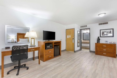Best Western Plus El Paso Airport Hotel & Conference Center - image 20
