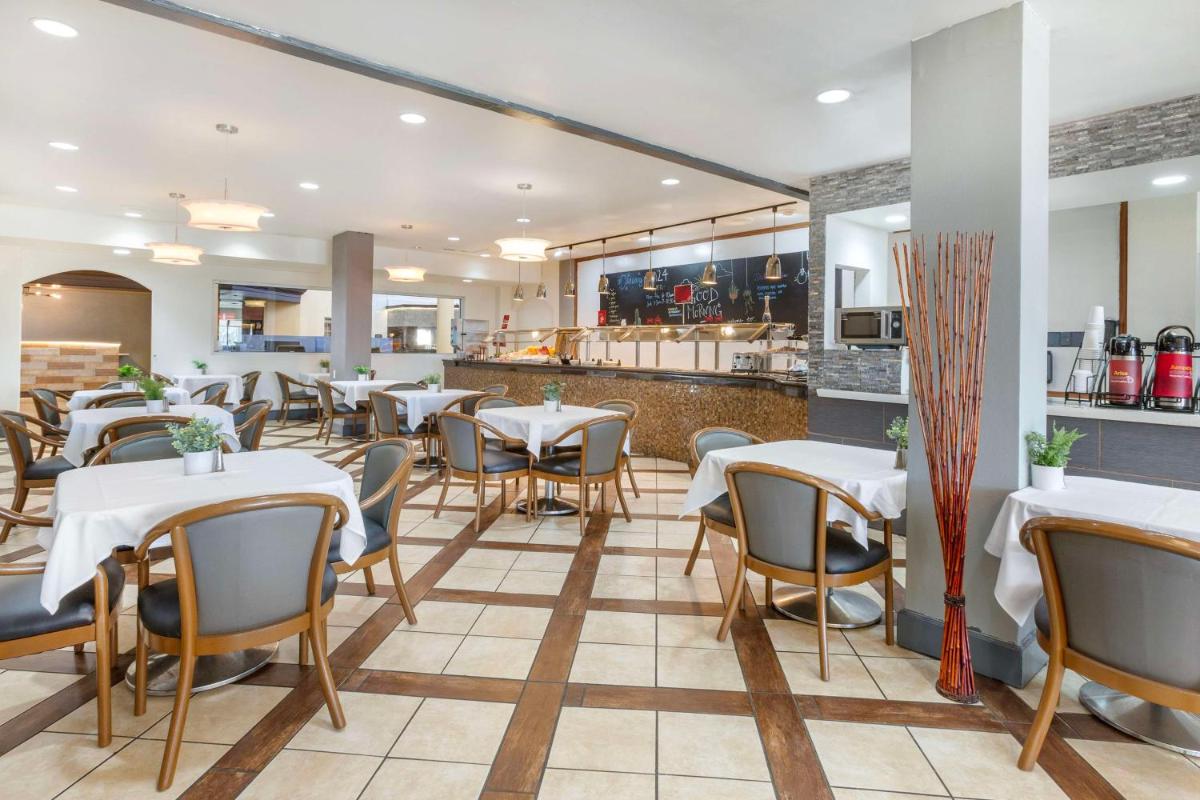 Best Western Plus El Paso Airport Hotel & Conference Center - image 5