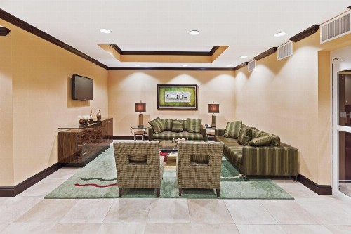 Holiday Inn Express Hotel & Suites El Paso West - image 11