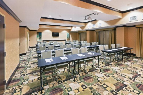 Holiday Inn Express Hotel & Suites El Paso West - image 27