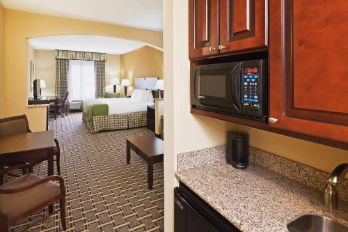 Holiday Inn Express Hotel & Suites El Paso West - image 30