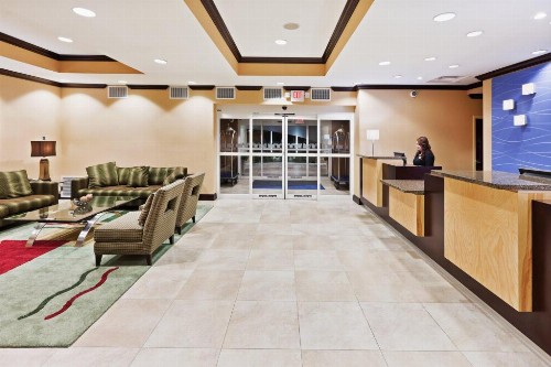 Holiday Inn Express Hotel & Suites El Paso West - image 5