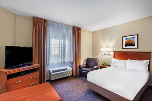 Candlewood Suites El Paso an IHG Hotel - image 42