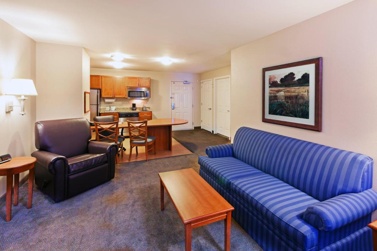 Candlewood Suites El Paso an IHG Hotel - image 5