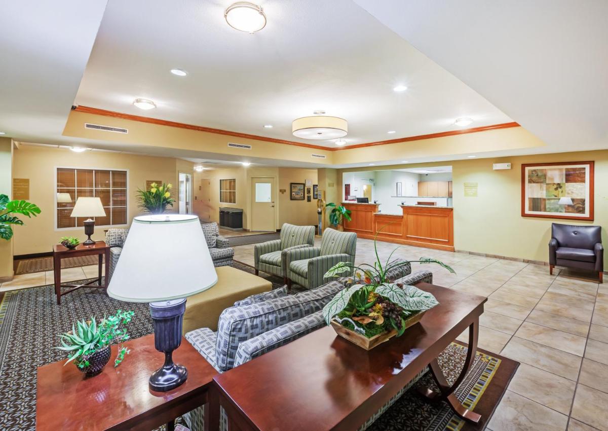 Candlewood Suites El Paso an IHG Hotel - image 7