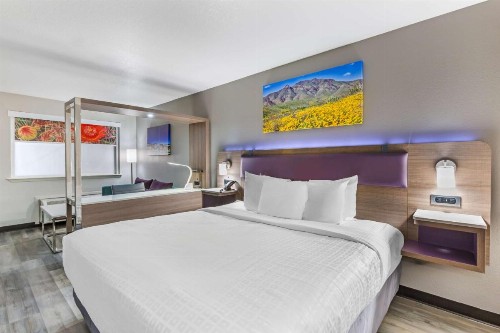 Best Western Sunland Park - image 19