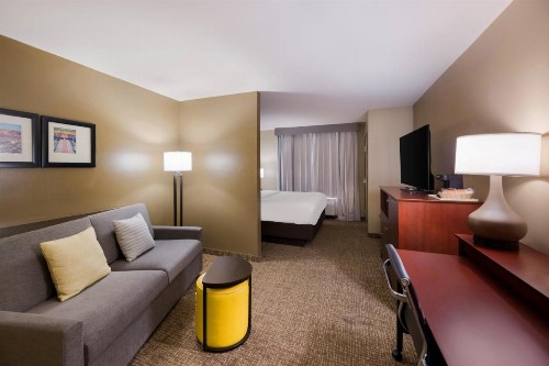 Comfort Suites El Paso West - image 13